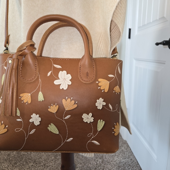 Portland Leather Brown Floral Crossbody Bag - Picture 6 of 14